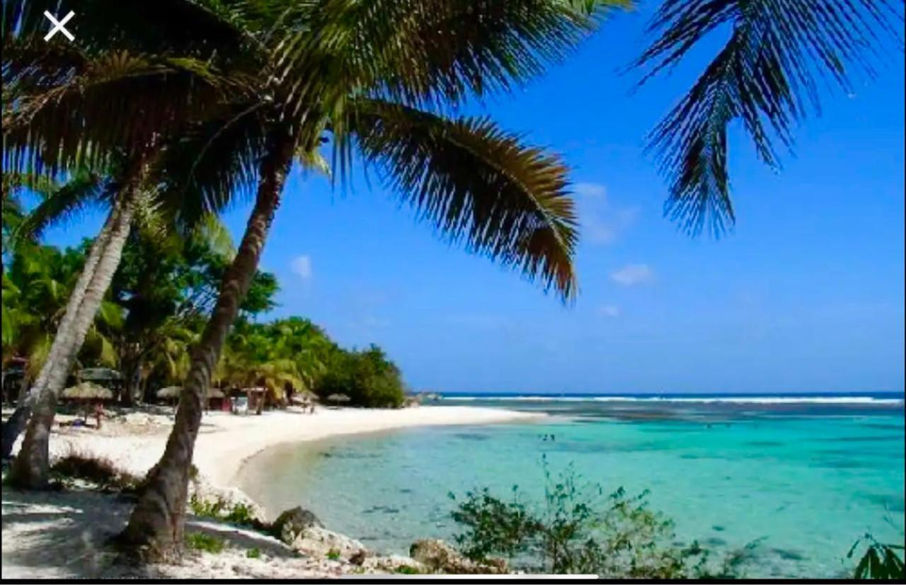 Le 35 Anse Des Rochers Saint-Francois Luaran gambar